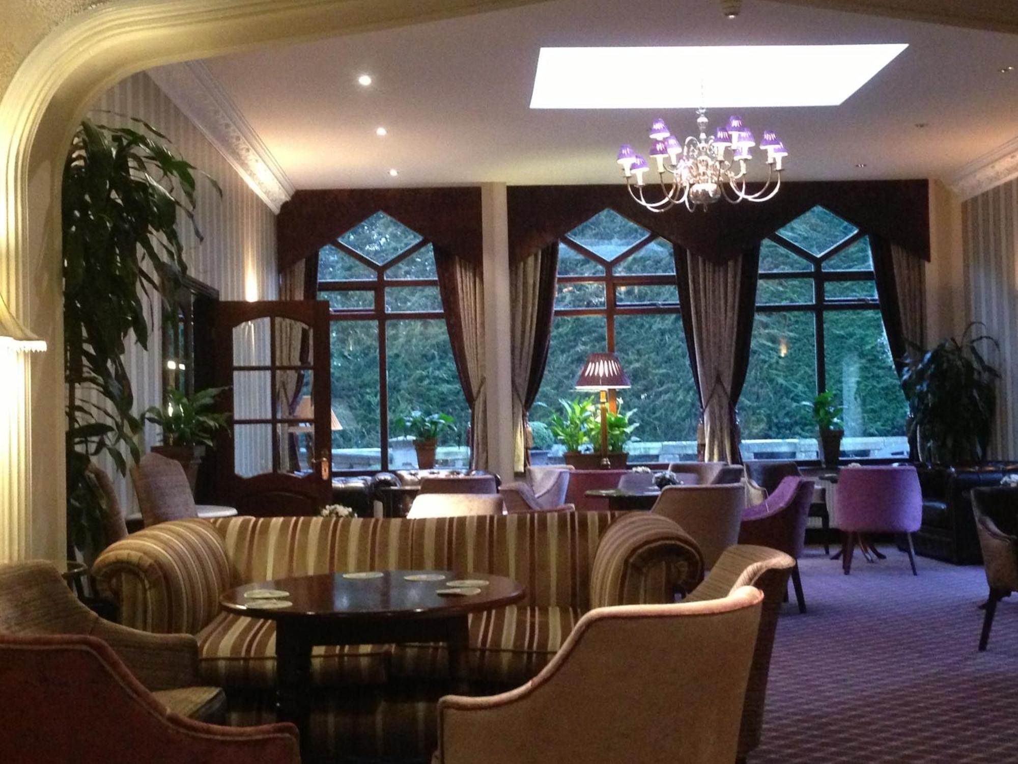 Oakwood Hall Hotel Bingley Buitenkant foto